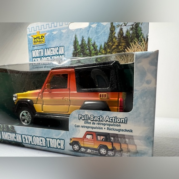 Wild Republic North America Explorer Toyota Land Cruiser Sunset Safari Truck - Picture 12 of 14